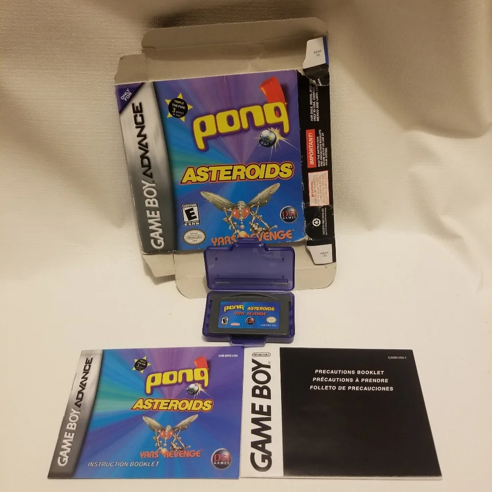 Gameboy Pong Asteroids game- with original box & booklet! - Picture 1 of 3